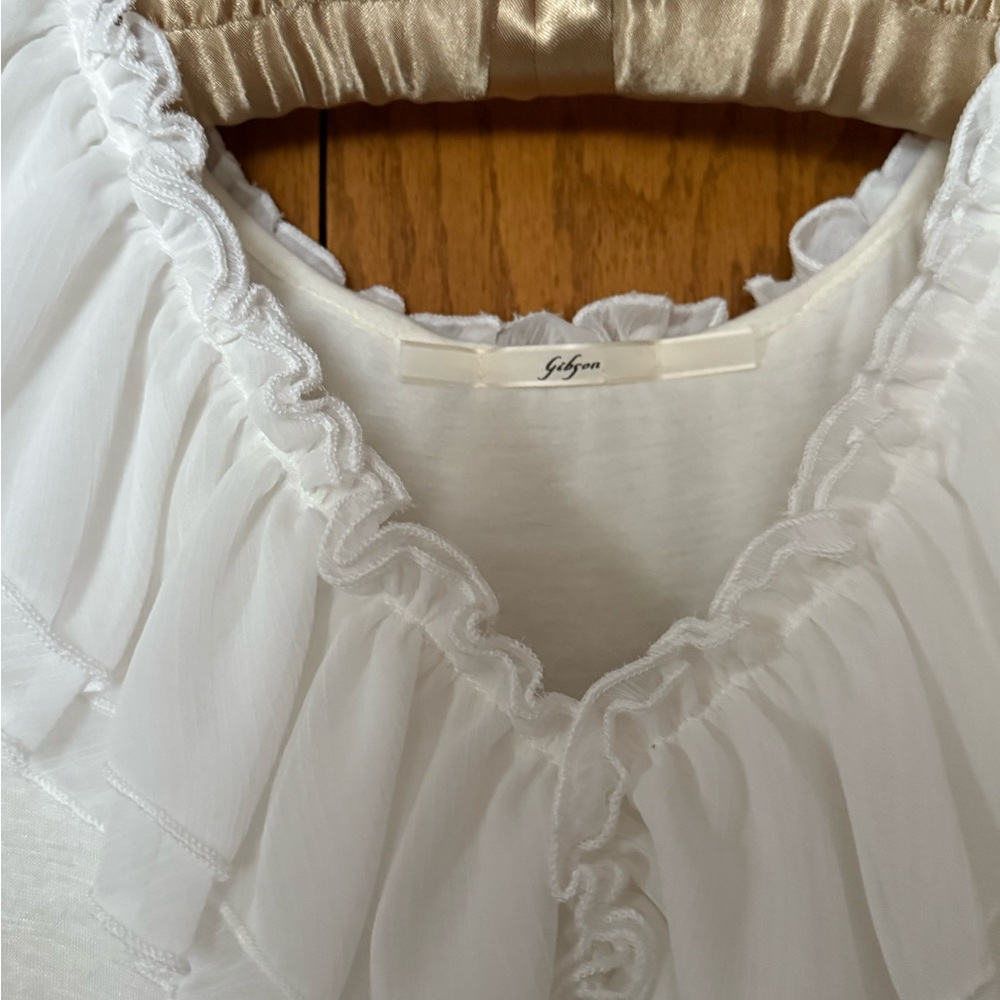 Gibson White Ruffle Tank Top - Picture 2 of 9